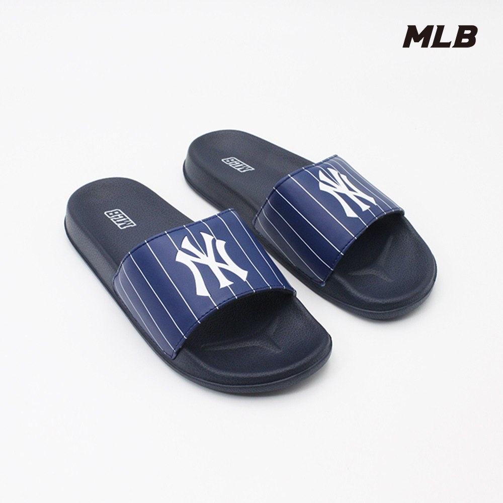 1040 HÀNG CHÍNH HÃNG DÉP MLB SLIDES ĐEN QUAI TRẮNG CODE 32SHH MỘC SHOES #21 1040 HÀNG CHÍNH HÃNG DÉP MLB SLIDES ĐEN QUAI TRẮNG CODE 32SHH MỘC SHOES